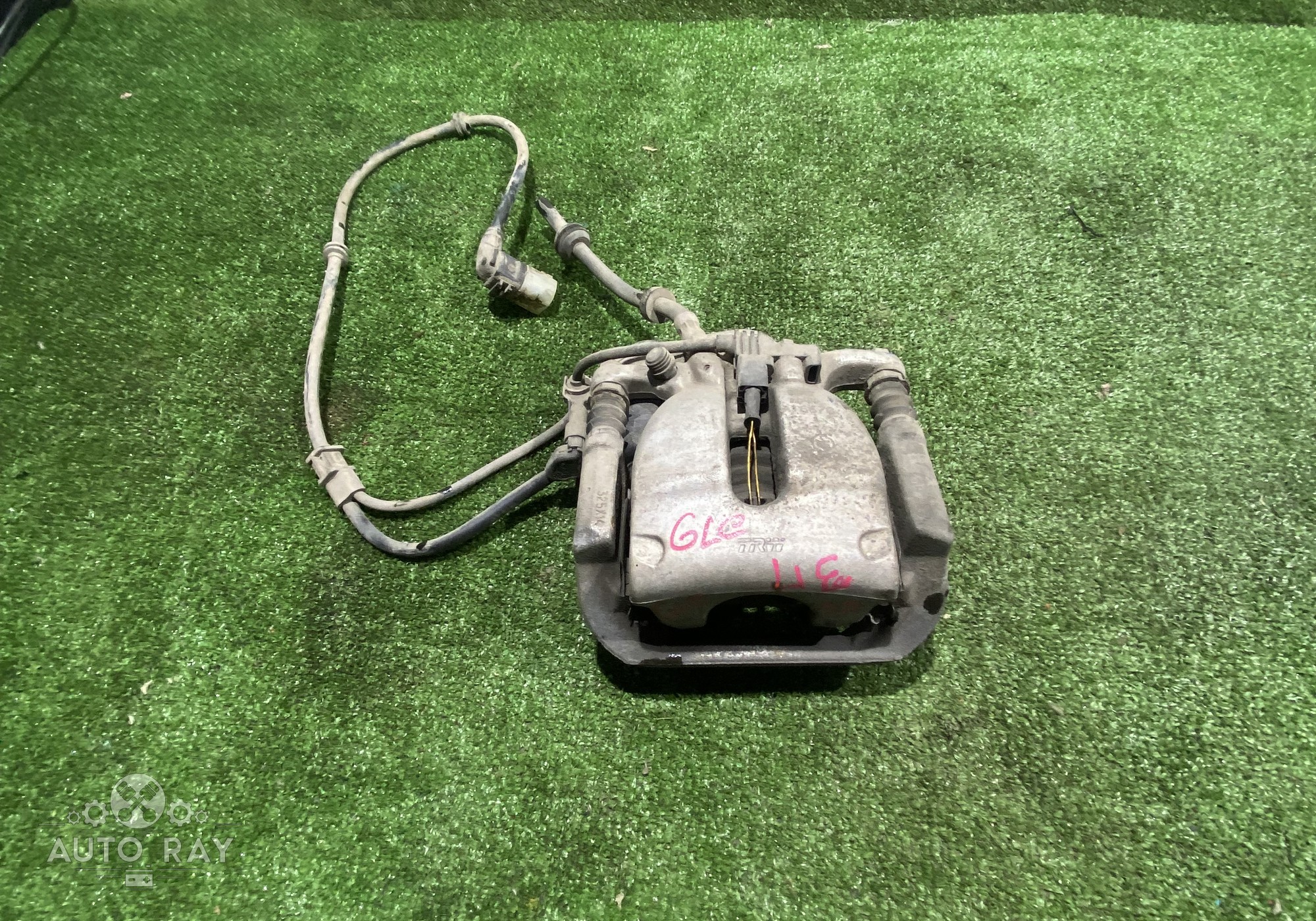 A1664230681 Суппорт задний правый для Mercedes-Benz GLE W166 (с 2015 по 2018)