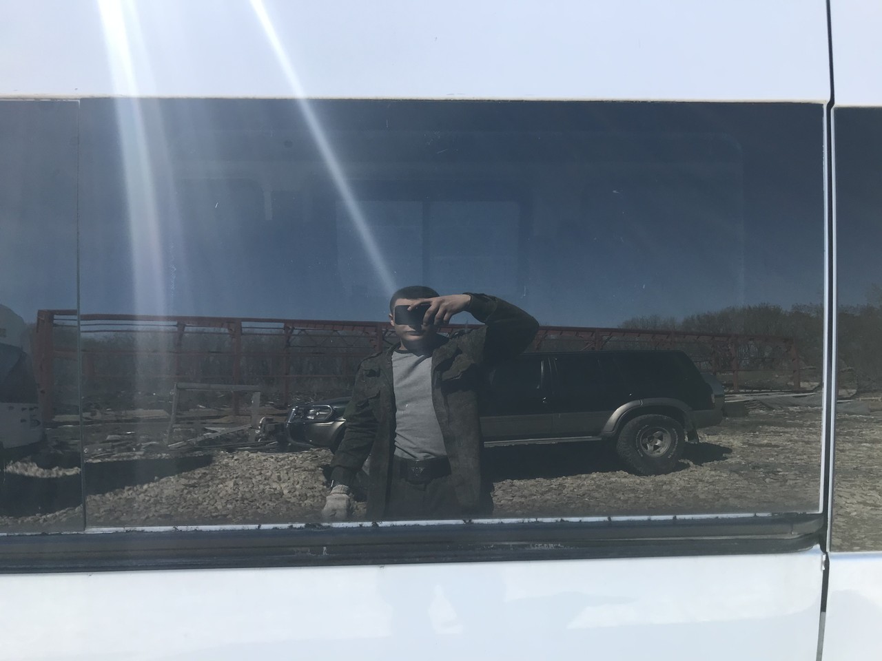 Стекло кузовное Ford Transit VII