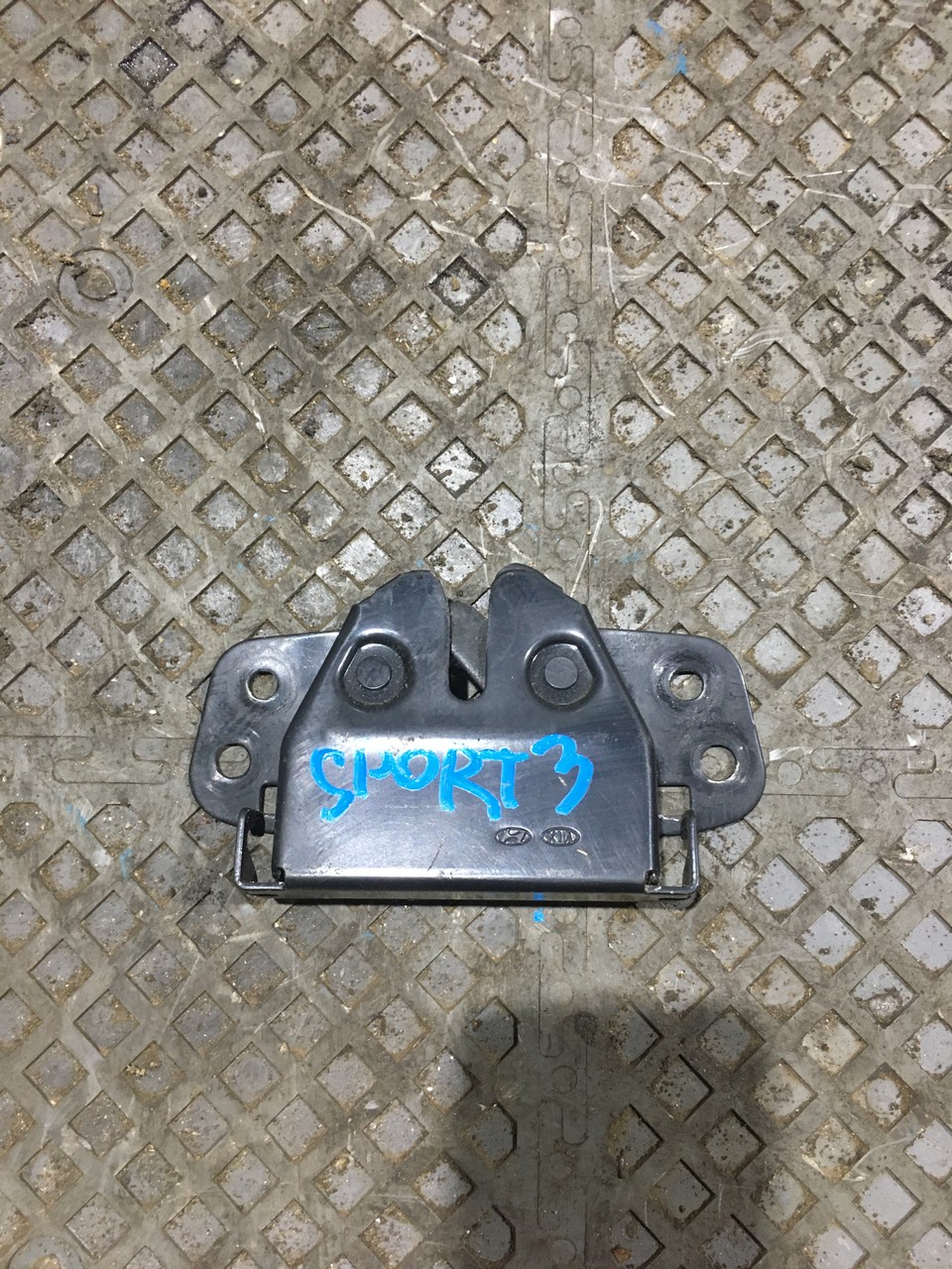 Замок капота Kia Sportage III