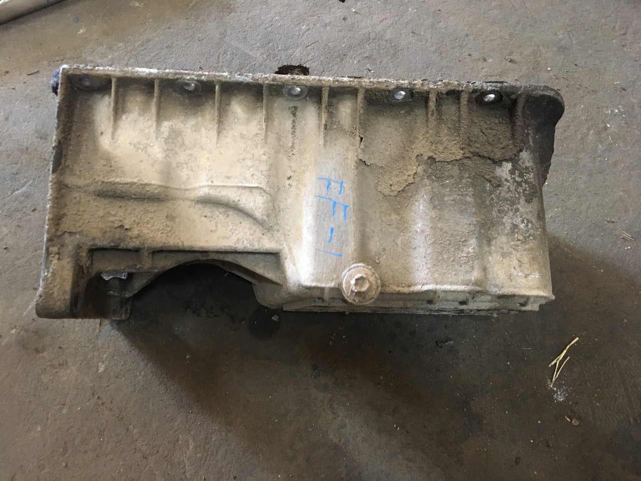 Поддон масляный двигателя Ford Focus I