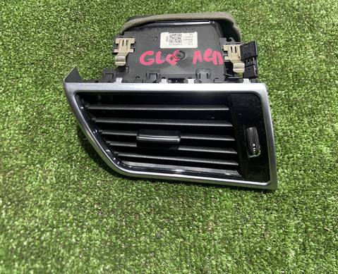 A1668309100 Дефлектор воздушный левый