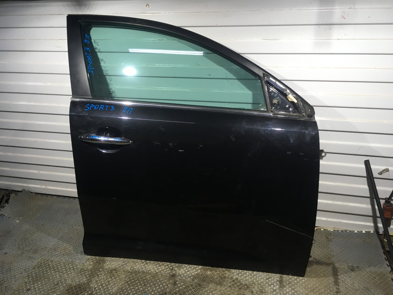 Дверь передняя правая Kia Sportage III