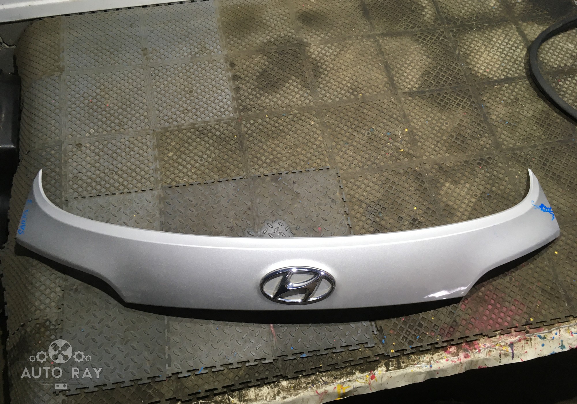 873712W000 Накладка крышки багажника для Hyundai Santa Fe III (с 2012 по 2018)