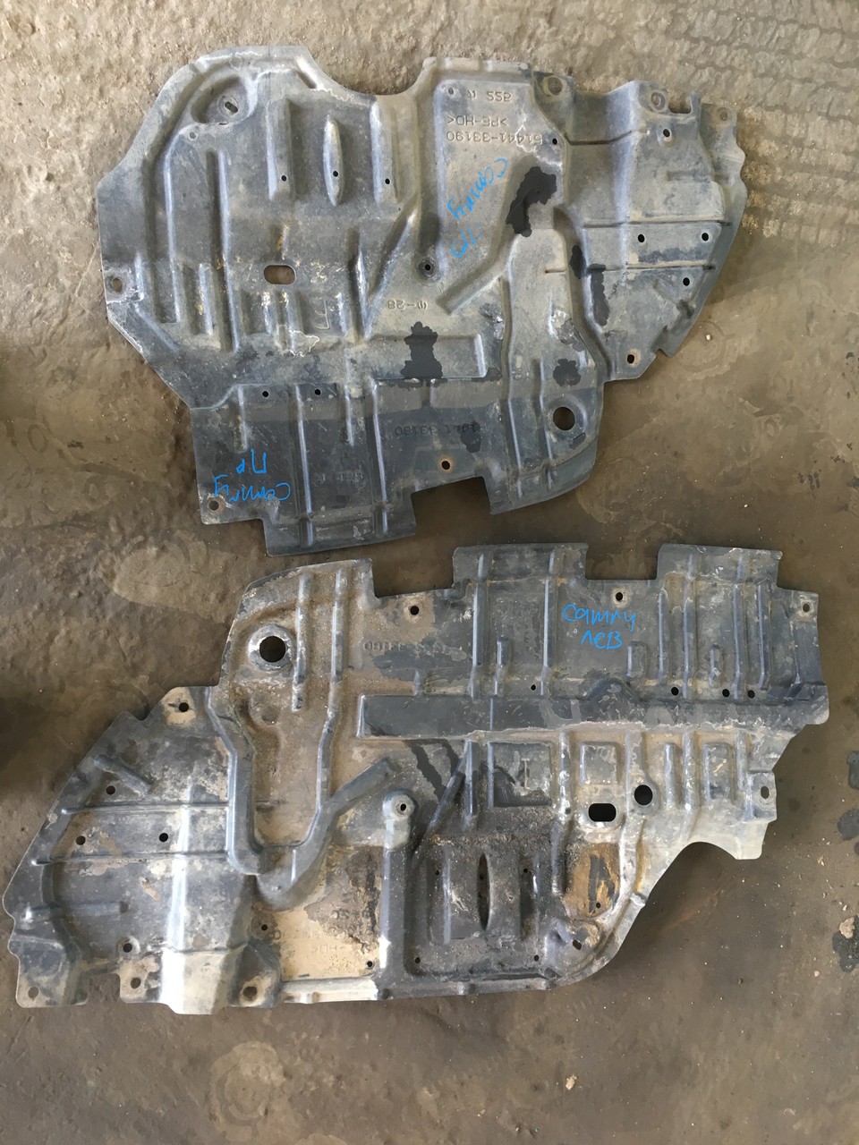 Защита днища антигравийная правая /левая Toyota Camry XV50