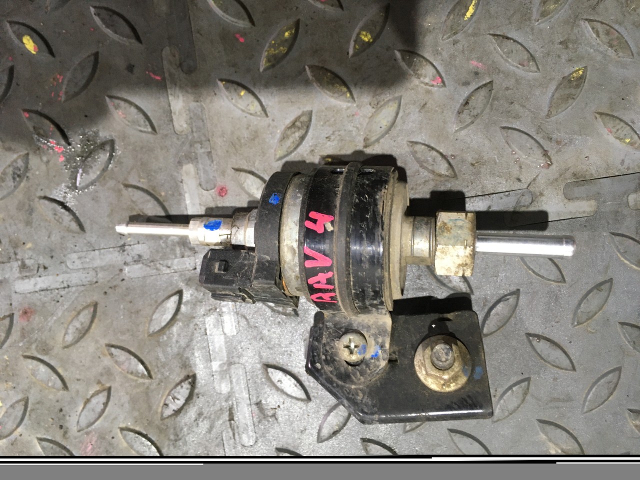 Насос топливный автономки Toyota RAV4 CA40