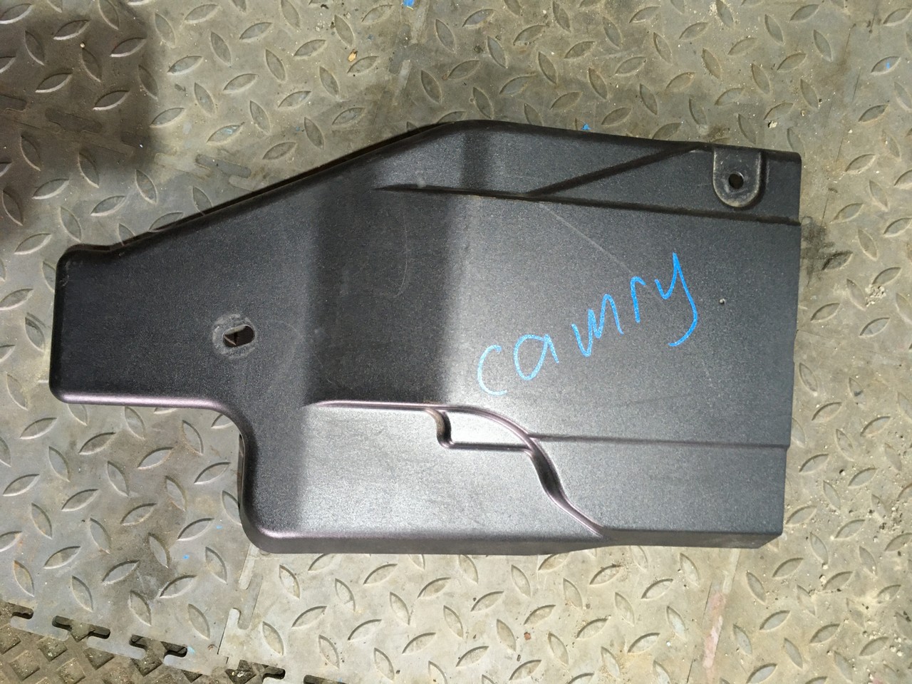 Накладка декоративная Toyota Camry XV50