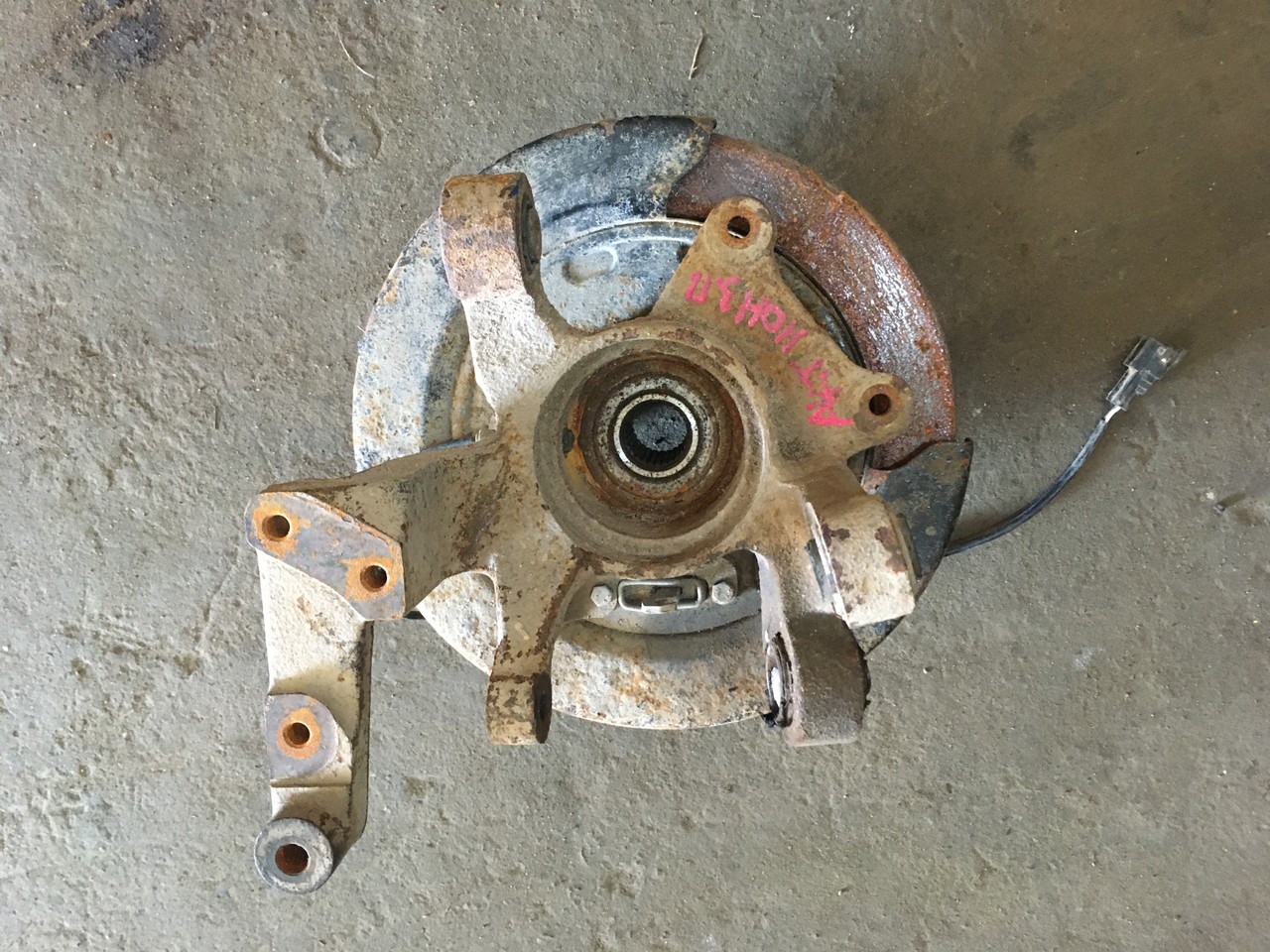 Кулак задний правый SsangYong Actyon II