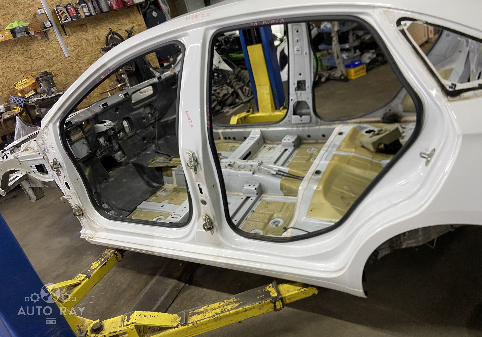 Порог со стойкой левый для Chevrolet Monza II (с 2019)