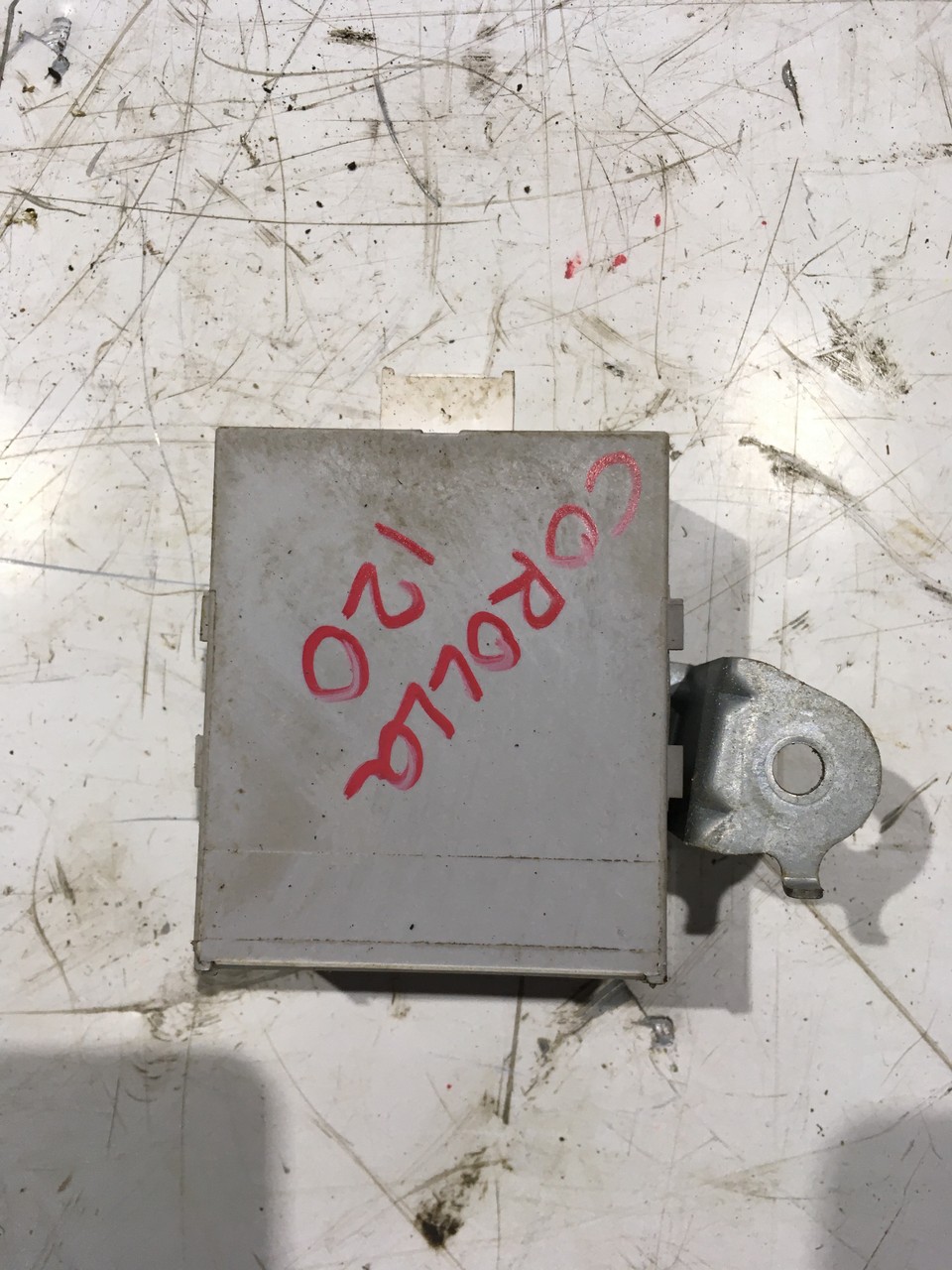 Блок комфорта Toyota Corolla E120/E130