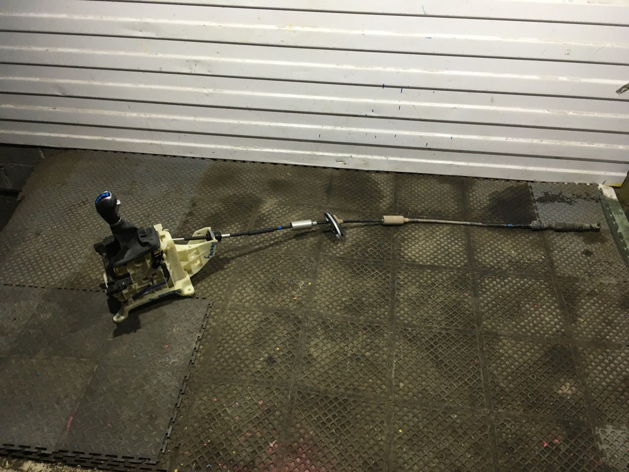 Кулиса АКПП / Селектор / в сборе с тросом Hyundai Santa Fe III