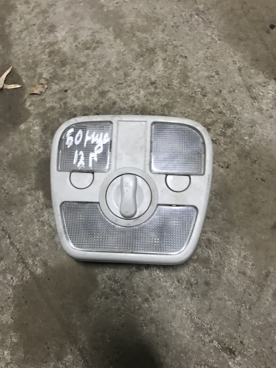 Плафон внутреннего освещения Chery Bonus