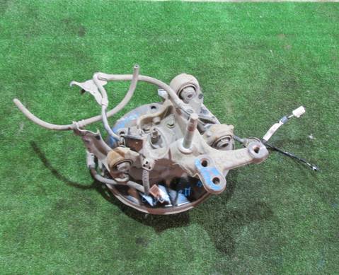 4230433050 Кулак задний правый в сборе со ступицей для Toyota Camry XV70 (с 2017)