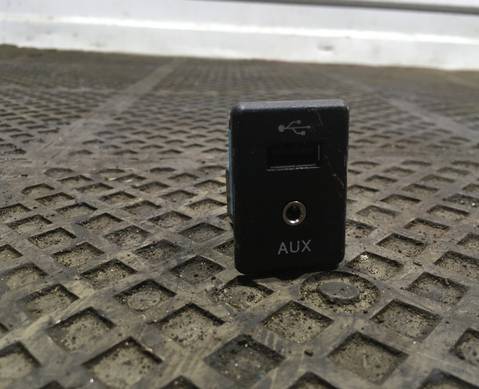 280234BA0B Разъем USB / AUX для Nissan Qashqai