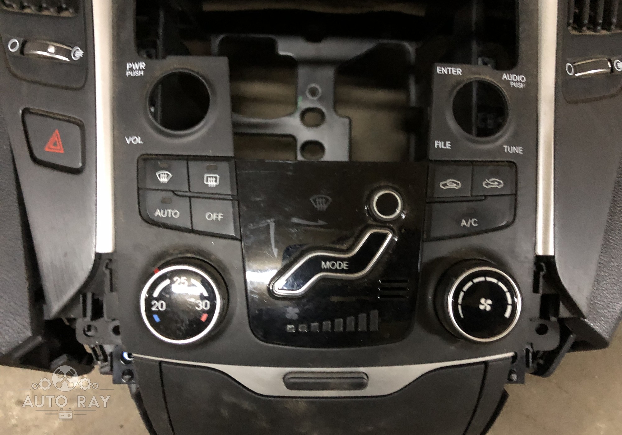 972503Q001BLH Блок управления отопителем для Hyundai Sonata VI YF (с 2009 по 2014)