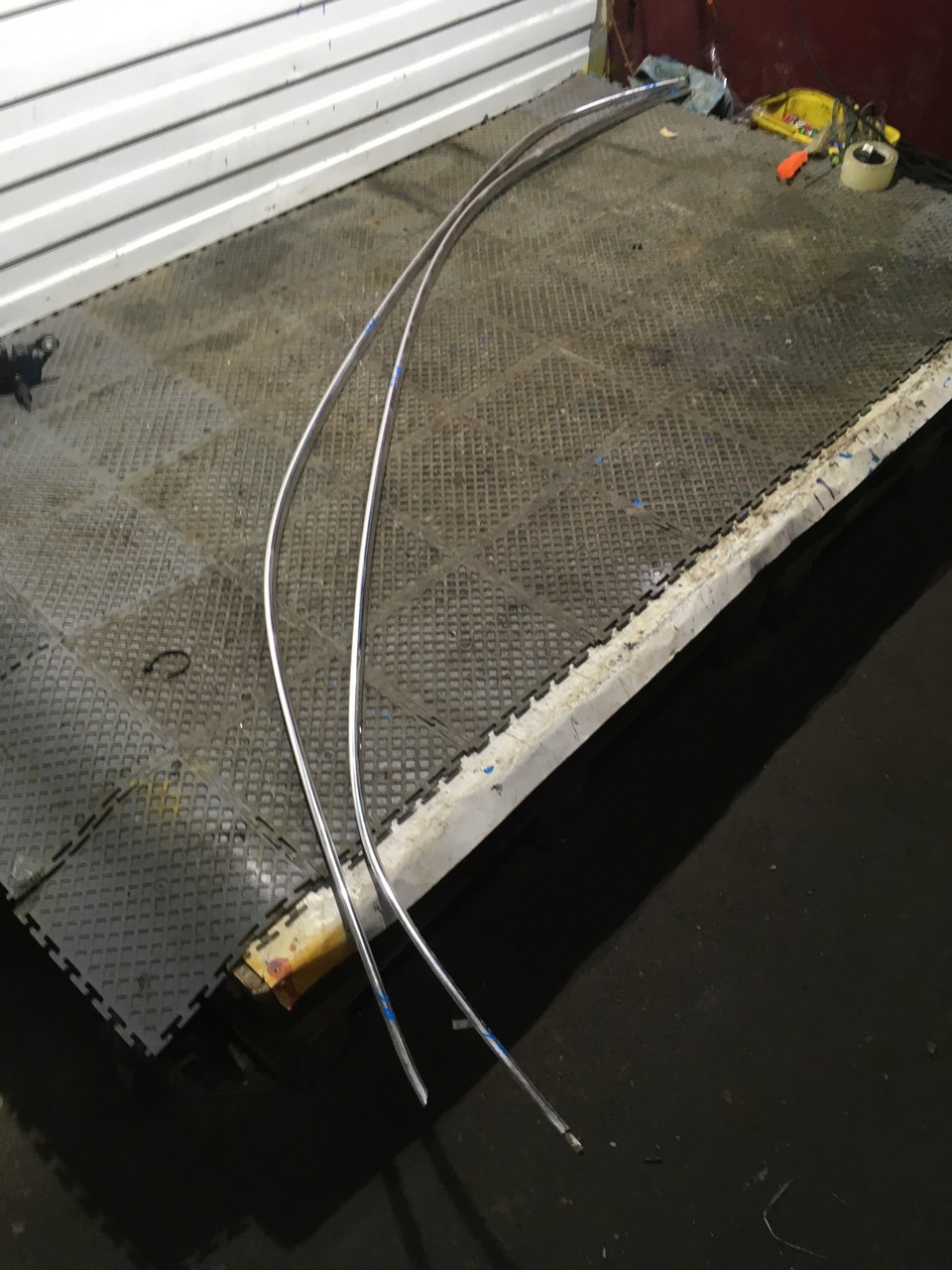 Молдинг крыши правый / левый Audi Q5 8R