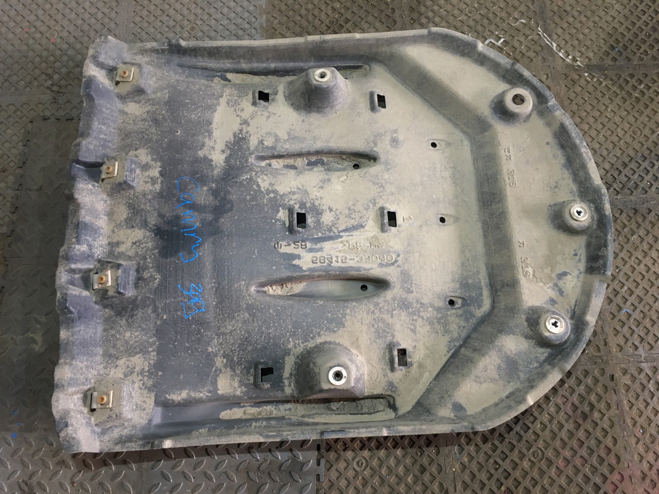 Защита бака Toyota Camry XV50