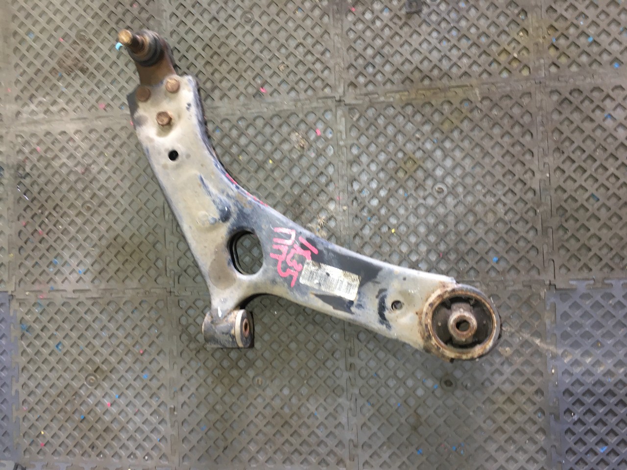 Рычаг передний правый Kia Sportage III