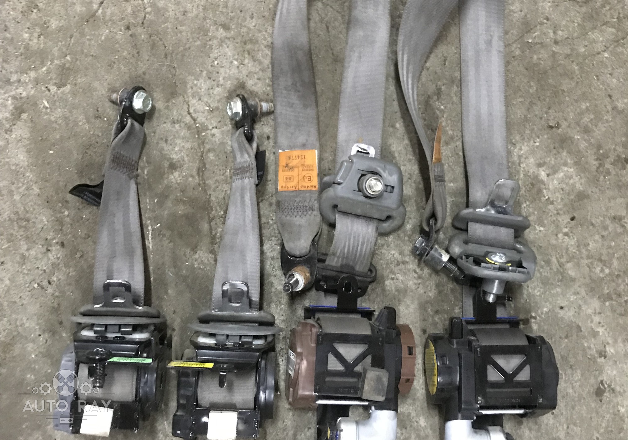 Дребезжит ремень безопасности лачетти - 86 фото