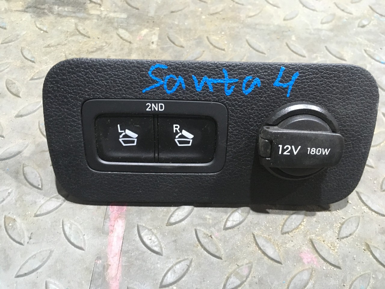 Кнопки регулировки сиденья Hyundai Santa Fe IV