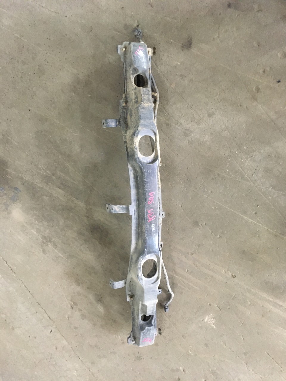 Усилитель заднего бампера Hyundai ix35