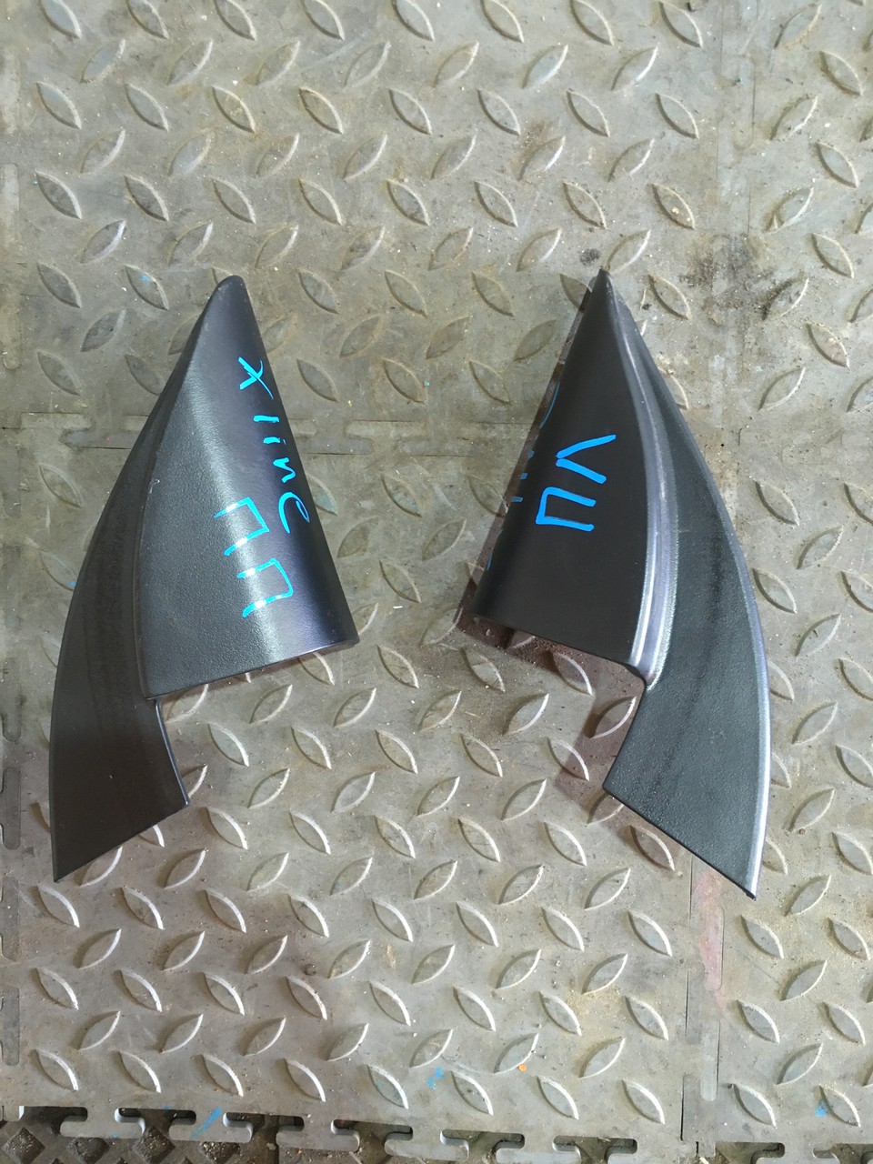 Накладка зеркала внутренняя правая / левая Kia Rio X-Line