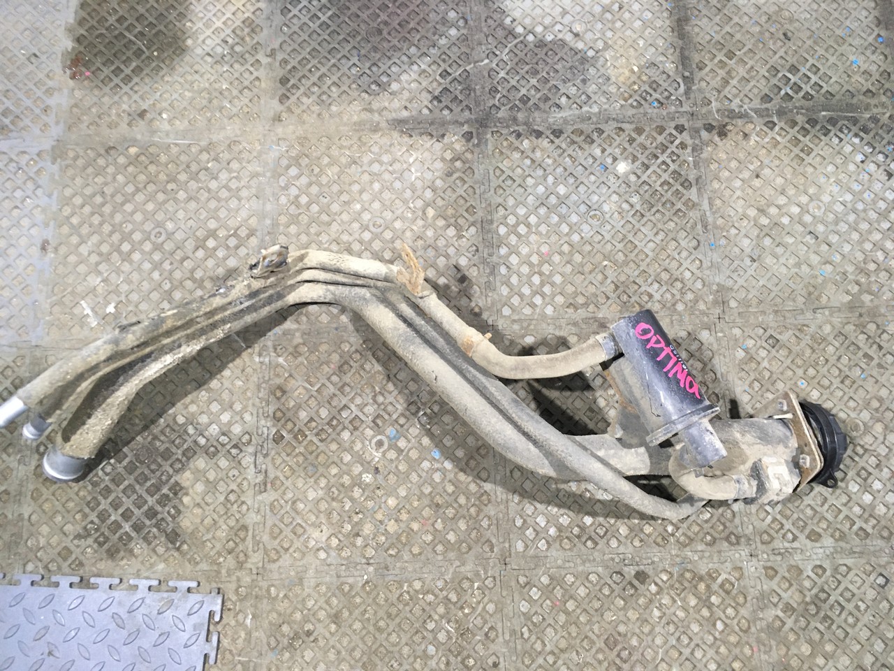 Горловина топливного бака Kia Optima IV