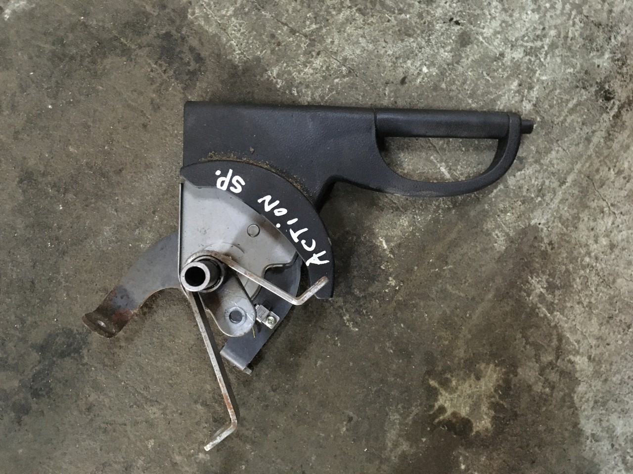 Рычаг стояночного тормоза SsangYong Actyon Sports I