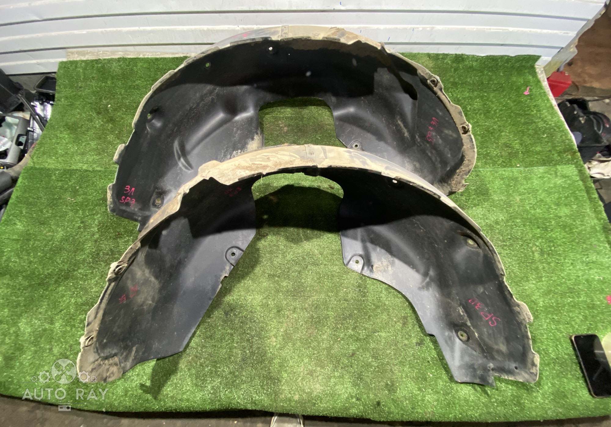 868223U000 Локер задний правый для Kia Sportage III (с 2010 по 2016)