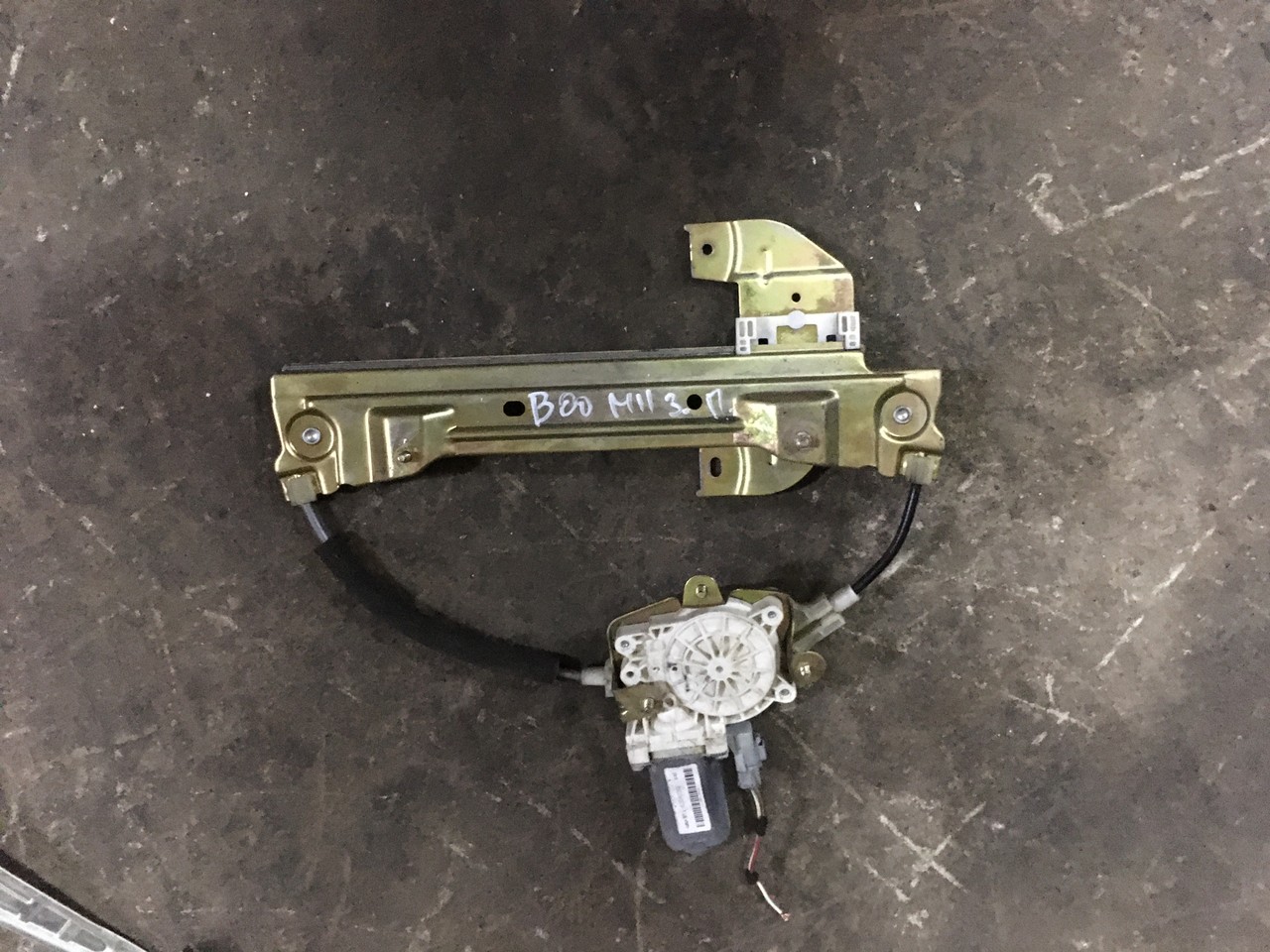 Стеклоподъемник электрический задний правый ! Chery M11 / A3