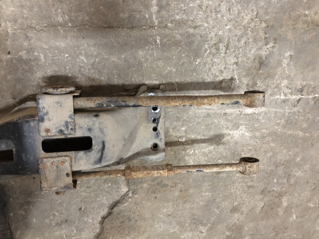 Тяга подвески задняя поперечная Kia Spectra II