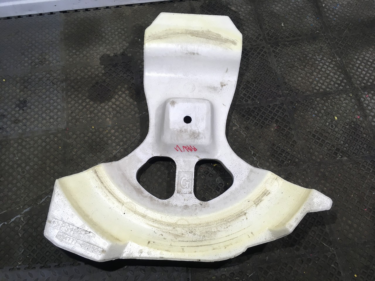 Ниша запасного колеса / абсорбер запасного колеса Toyota RAV4 CA40