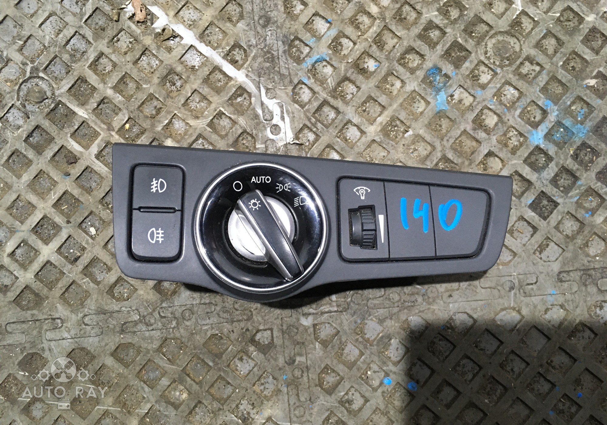 933003Z050 Блок управления светом для Hyundai i40 (с 2011 по 2019)