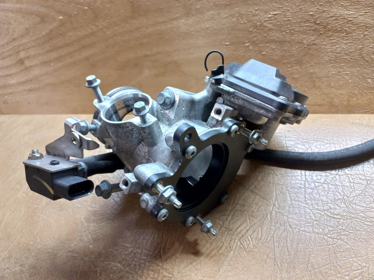 Клапан рециркуляции выхлопных газов Land Rover Range Rover Evoque