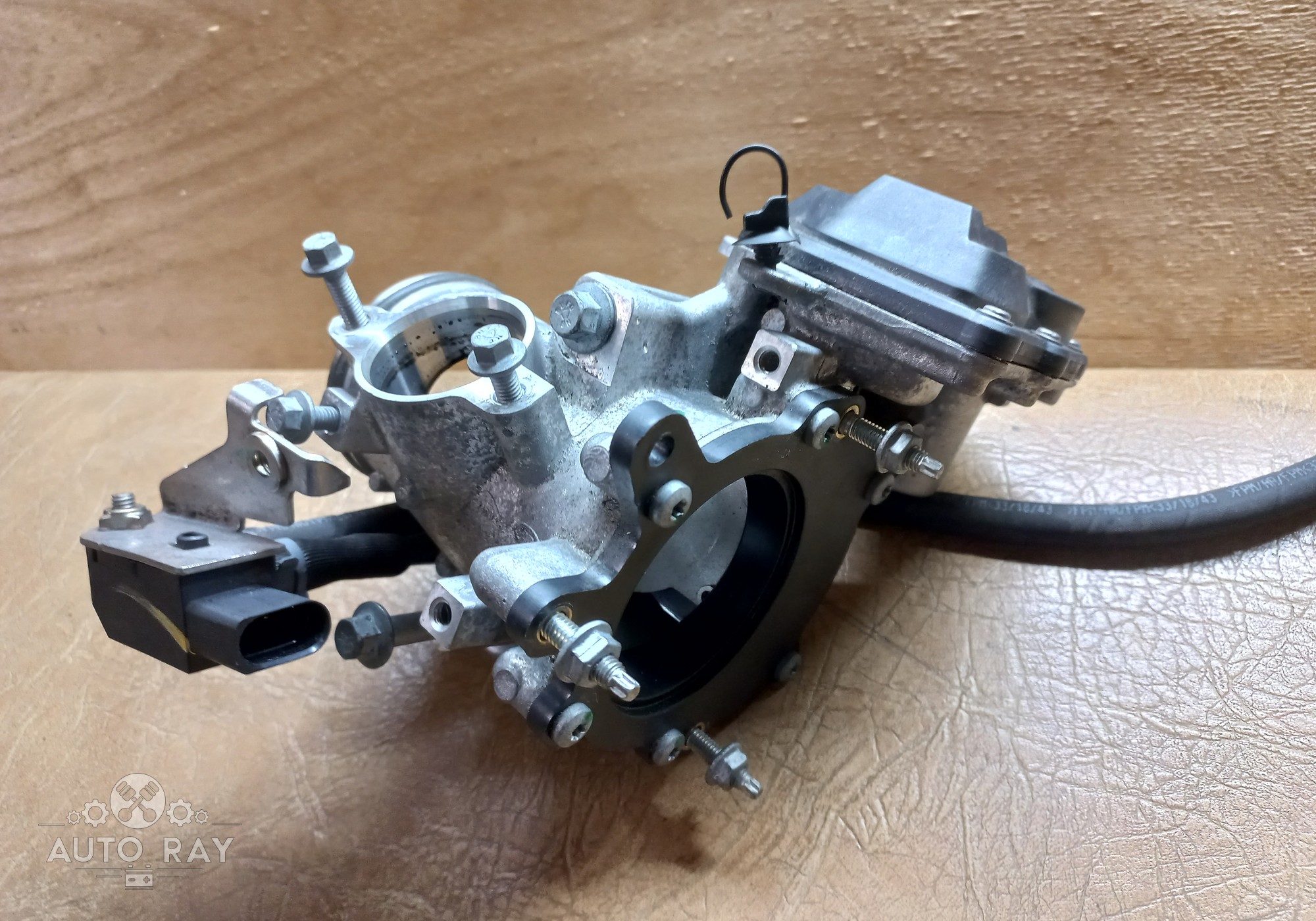 G4D35H273 Клапан рециркуляции выхлопных газов для Land Rover Range Rover Evoque (с 2011)