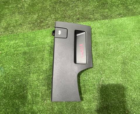 26675196 Накладка декоративная в торпедо под рулевой колонкой для Chevrolet Monza II (с 2019)