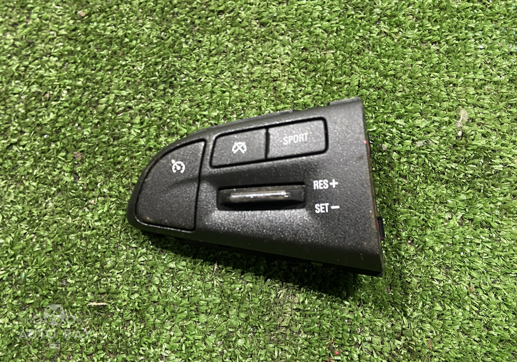 26251810 Блок кнопок на руль левый для Kia K5 III (с 2020)