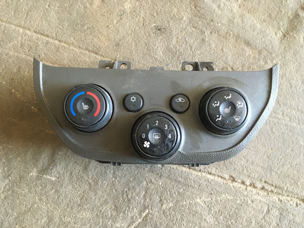 Блок управления отопителем Chevrolet Cobalt II