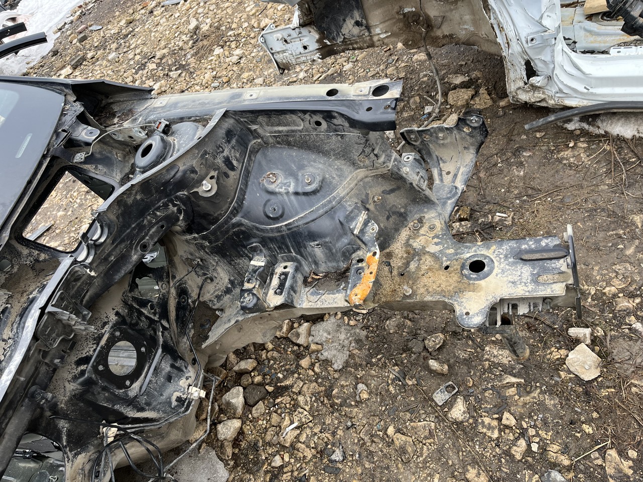 Лонжерон левый Volkswagen Passat CC