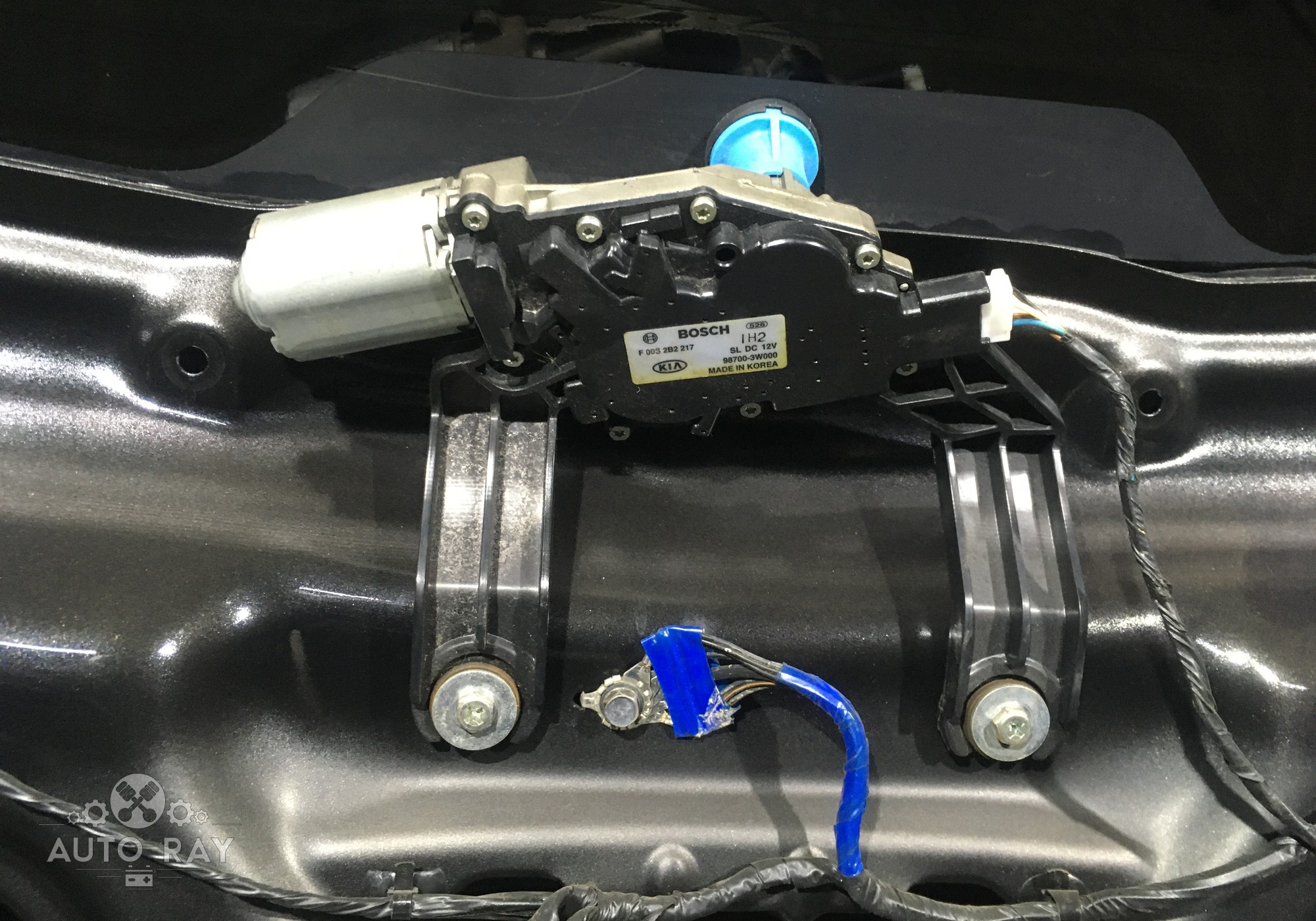 987003W000 Моторчик стеклоочистителя задний для Kia Sportage III (с 2010 по 2016)