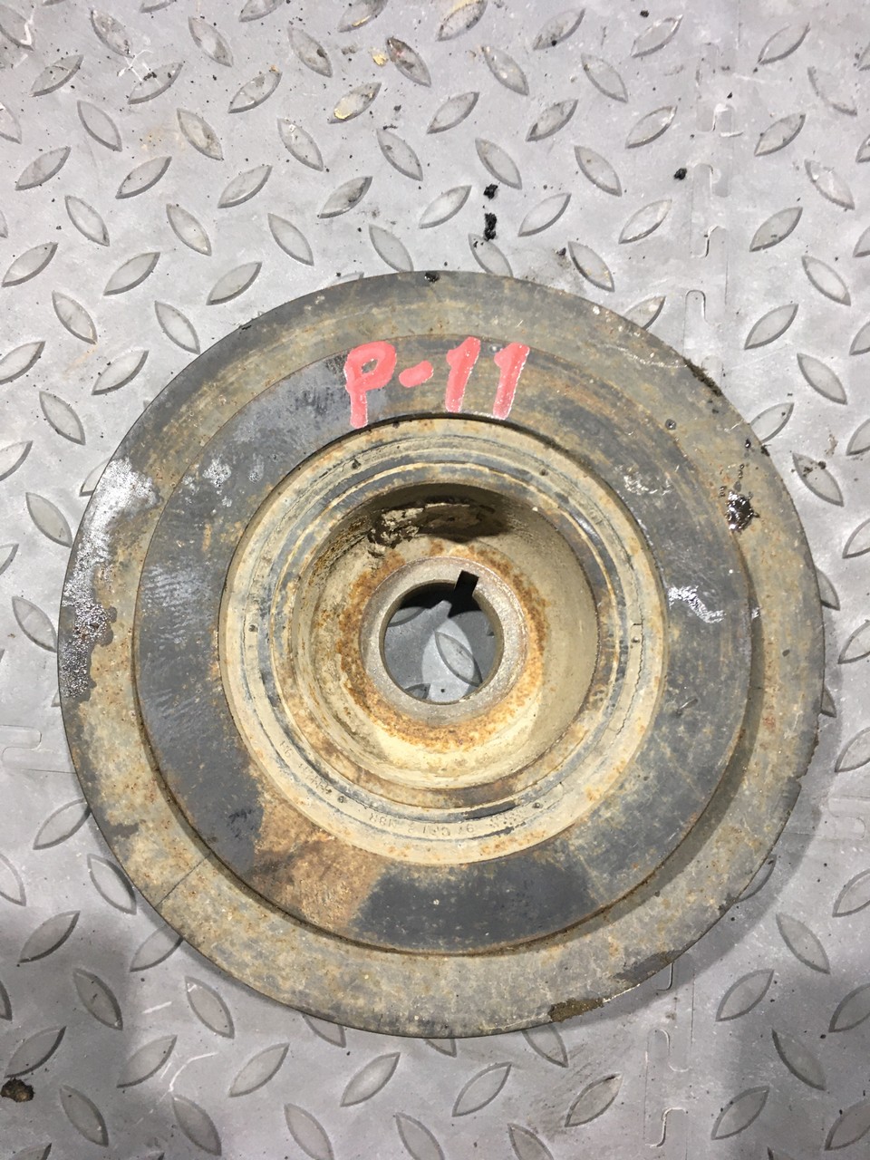 Шкив коленвала Nissan Primera P11