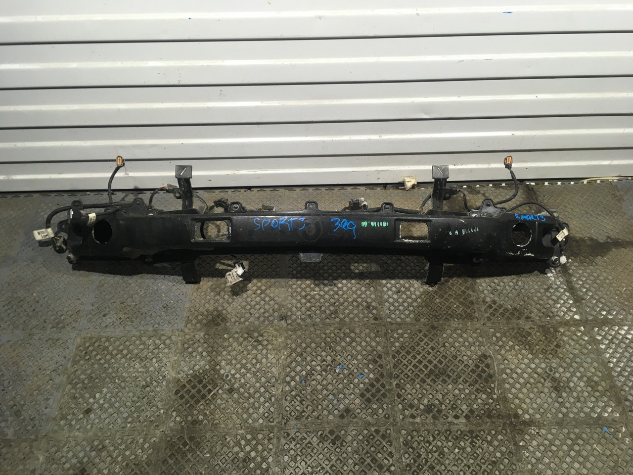 Усилитель заднего бампера Kia Sportage III