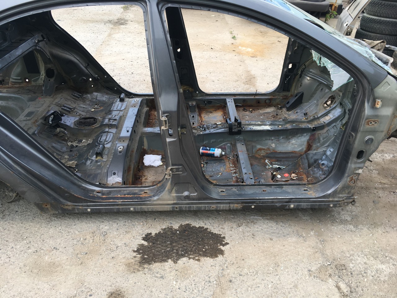 Порог со стойкой правый Geely Emgrand EC7