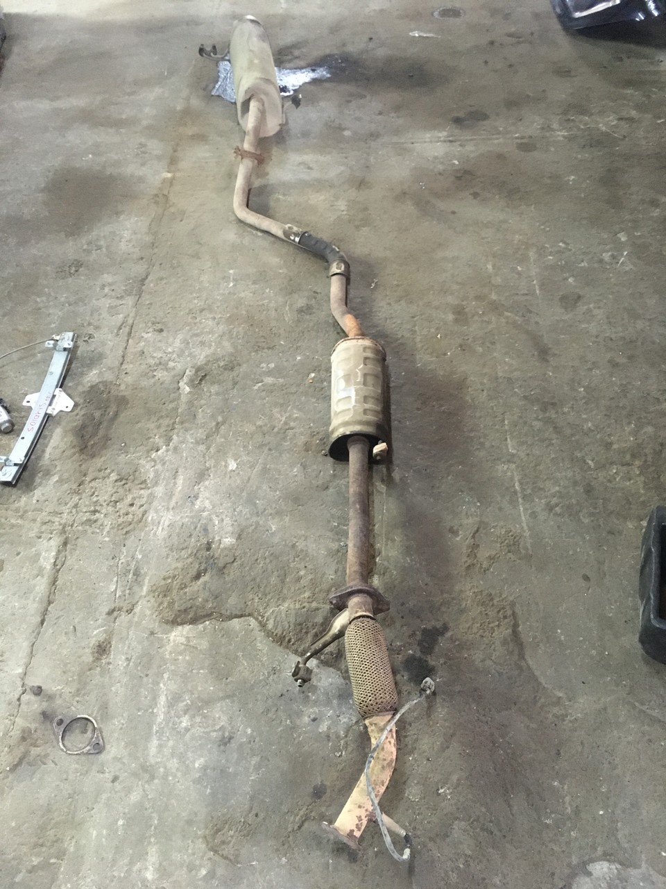 Глушитель Hyundai Solaris I