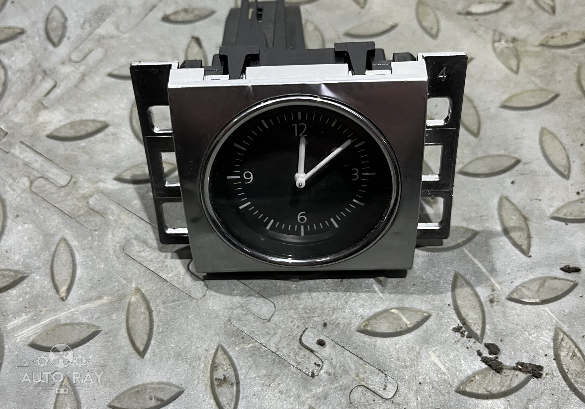 3AA919204A Часы для Volkswagen Passat B7 (с 2010 по 2015)