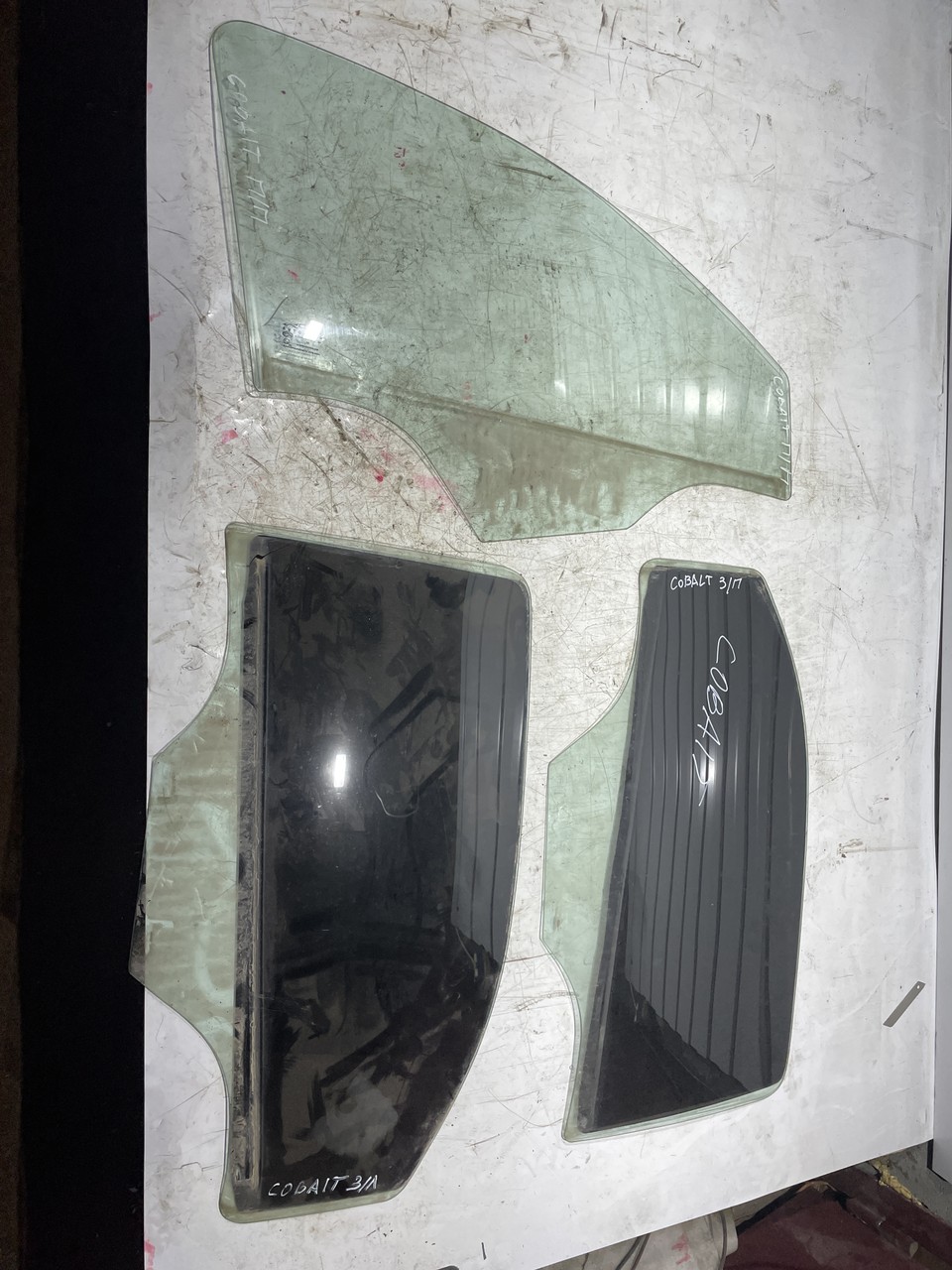 Стекло двери Chevrolet Cobalt II