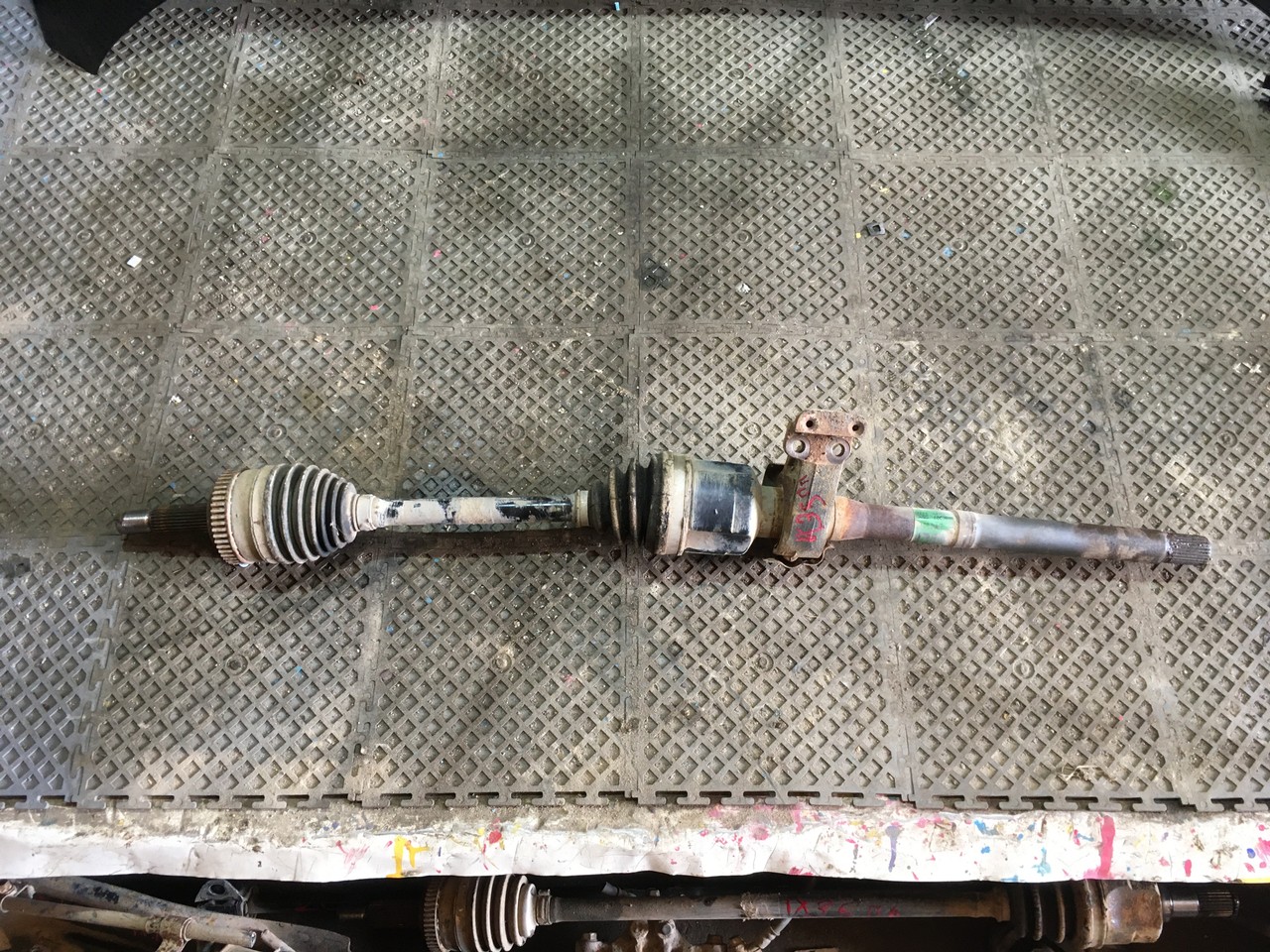 Полуось (привод) передний правый в сборе Hyundai ix35