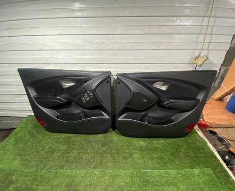 8023022Y0139P Обшивка двери передняя левая / правая для Hyundai ix35 (с 2010 по 2015)