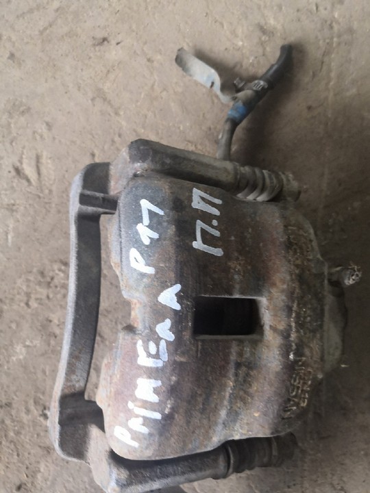 Суппорт передний правый Nissan Pulsar N16