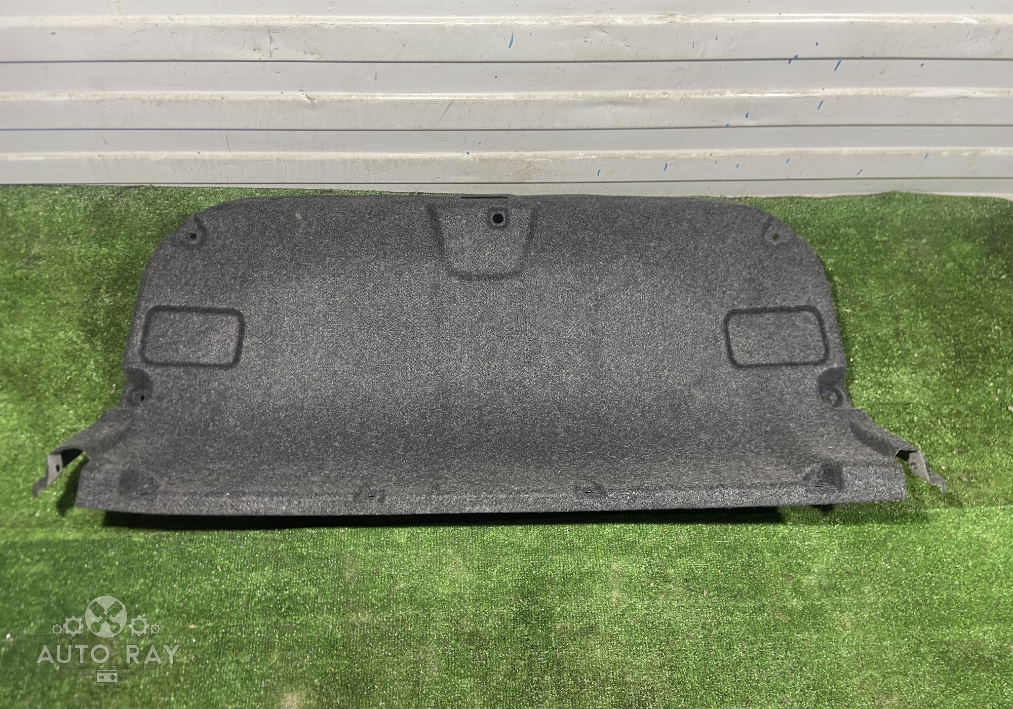 Обшивка крышки багажника для Chevrolet Monza II (с 2019)