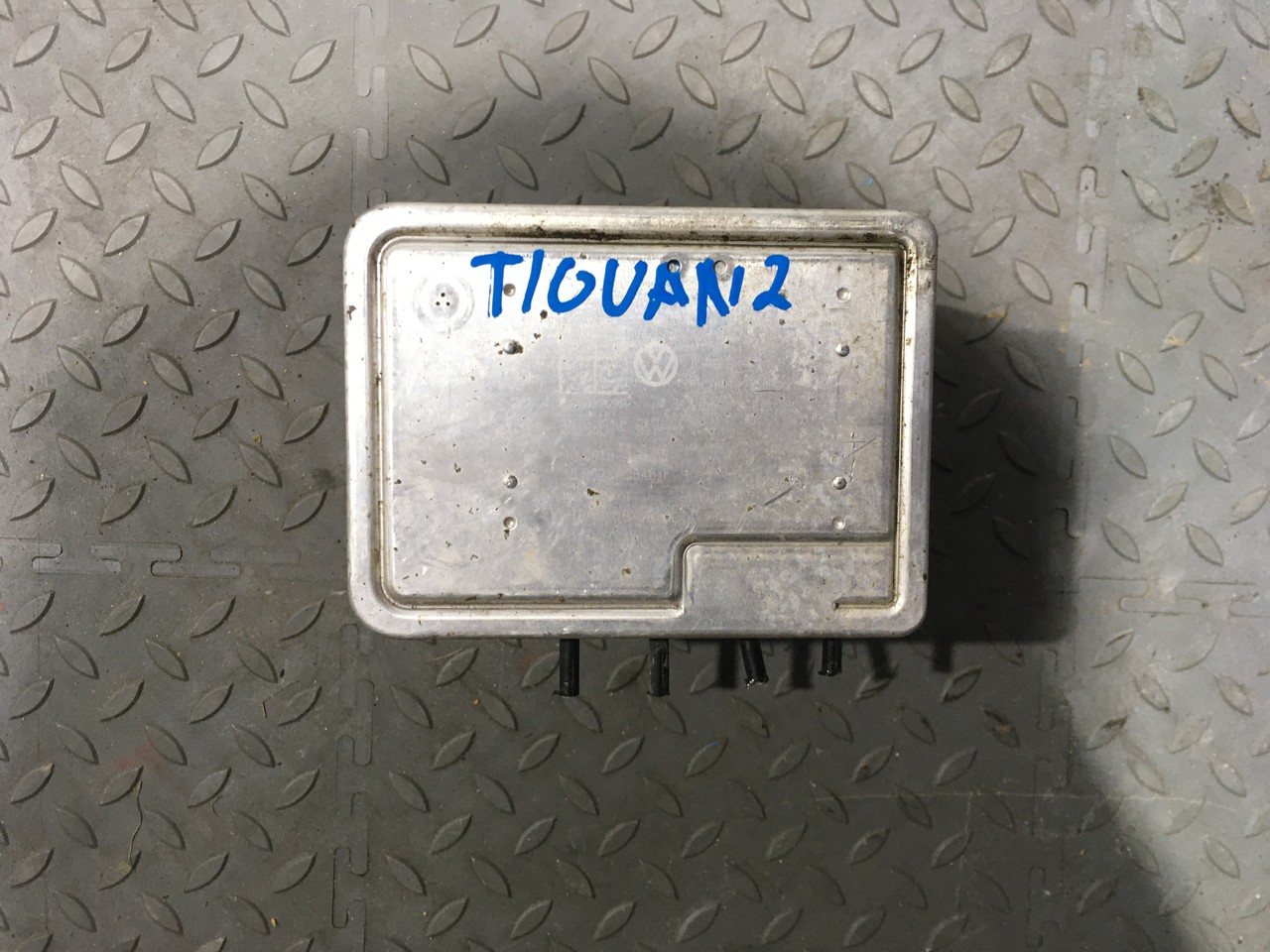 Блок ABS (насос) Volkswagen Tiguan II